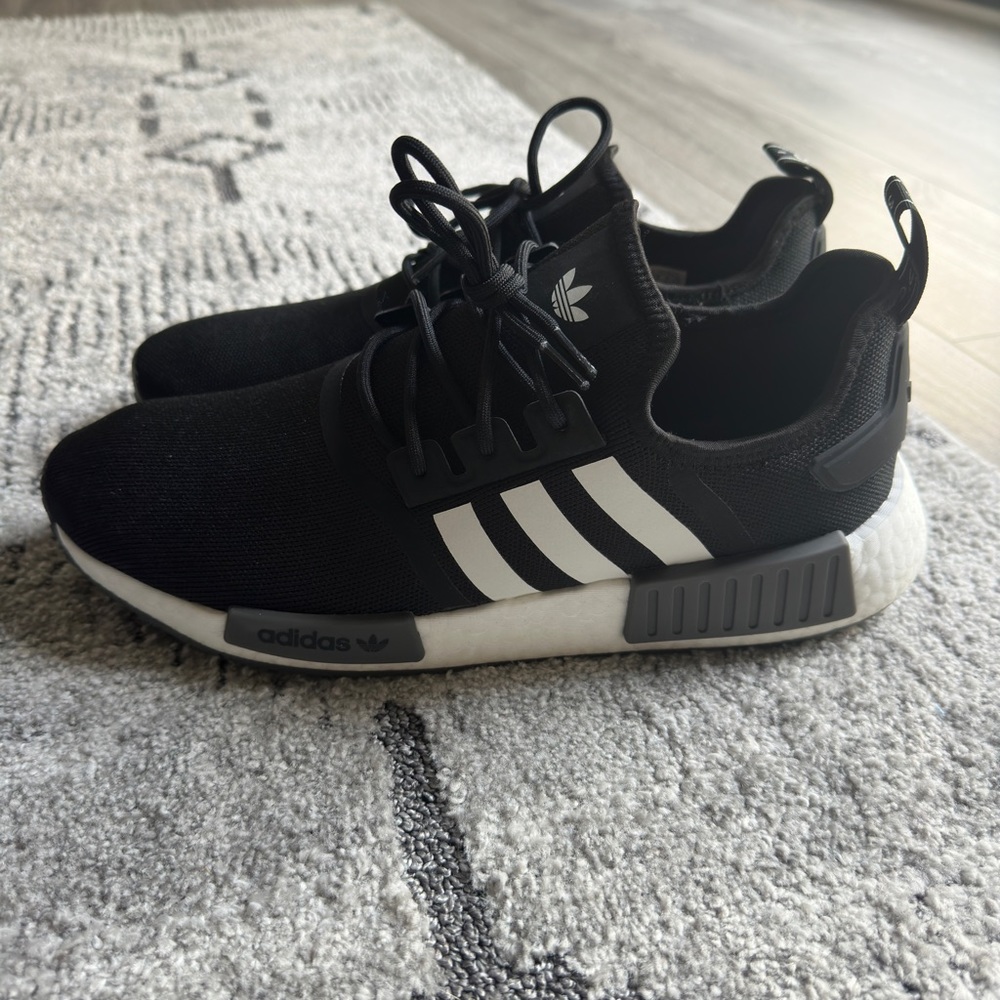 Adidas NMD_R1